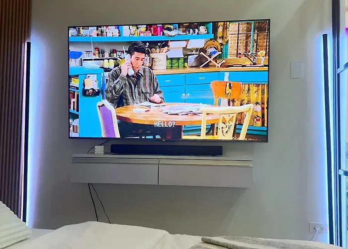 Lazy House Staycation